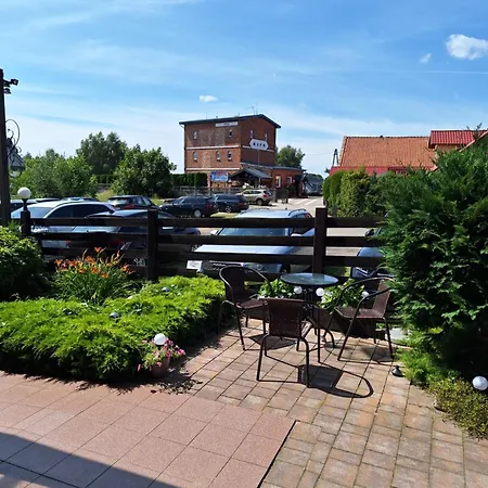 Omega 住宿加早餐酒店 詹塔尔