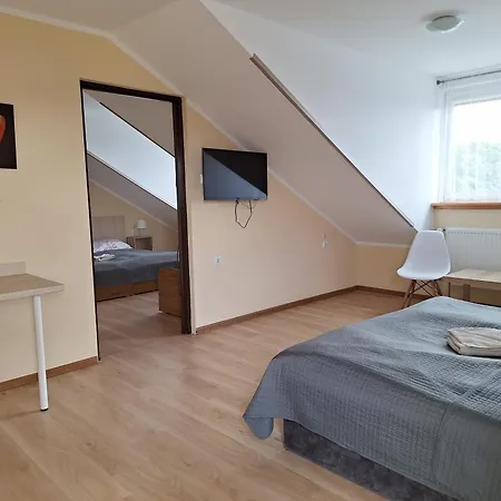 Omega ベッド・アンド・ブレックファスト